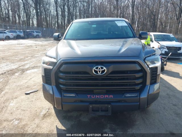 5TFLA5DB3RX131737 Toyota Tundra Sr5