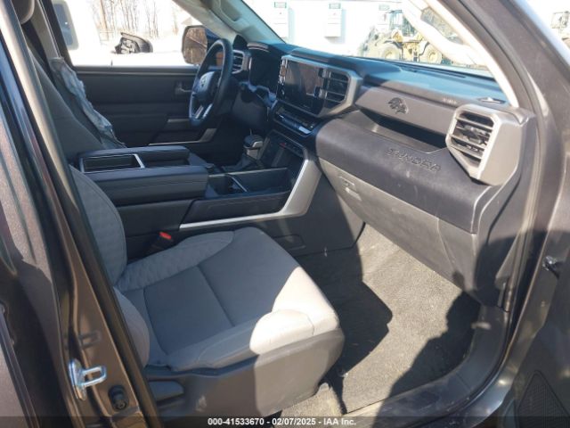 5TFLA5DB3RX131737 Toyota Tundra Sr5