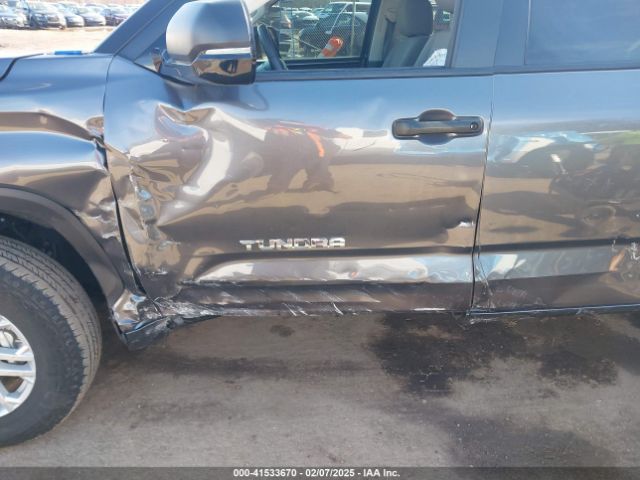 5TFLA5DB3RX131737 Toyota Tundra Sr5