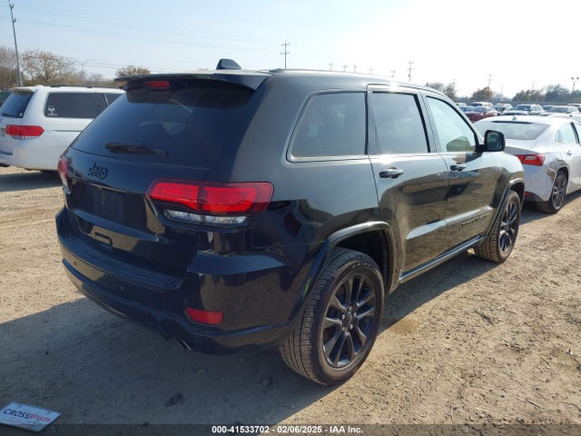 1C4RJEAG0NC155473 Jeep Grand Cherokee Wk Laredo X 4x2