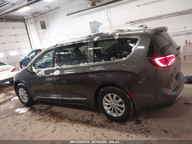Chrysler Pacifica Touring L 2019 2C4RC1BG6KR680879 Image 14