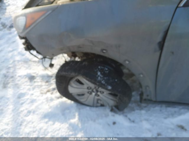 KNDCB3LC8J5132670 KIA NIRO LX