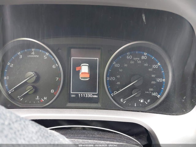 JTMZFREVXJJ178010 Toyota RAV4 LE