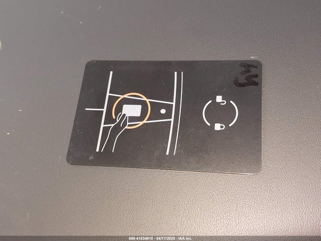 2024 TESLA MODEL Y 7SAYGDEE2RA311261 Photo 10