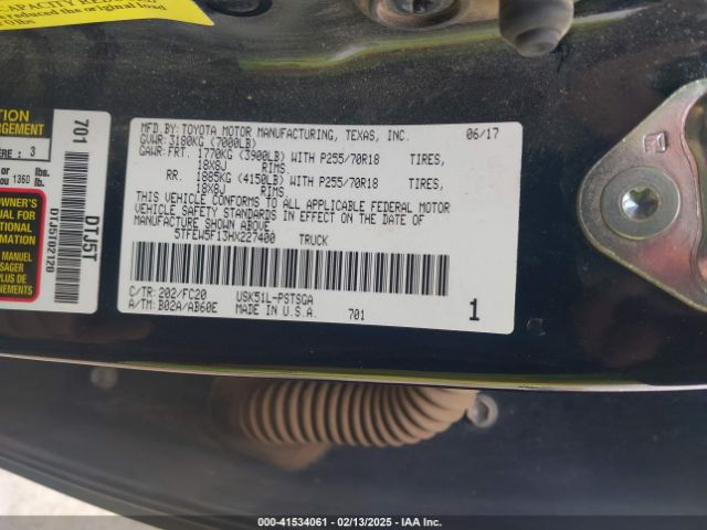 5TFEW5F13HX227400 Toyota Tundra Sr5 5.7l V8