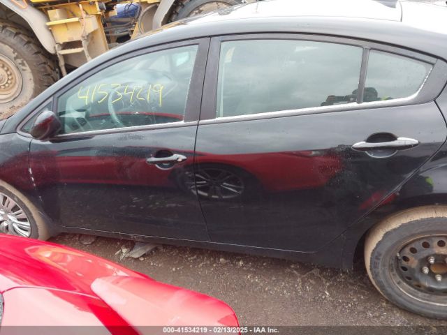 KNAFK4A64G5507895 KIA FORTE LX