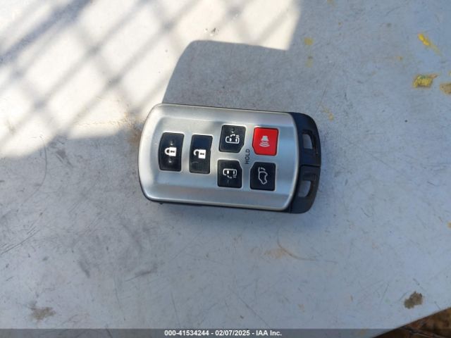 5TDDK3DCXES088559 Toyota Sienna Xle/limited