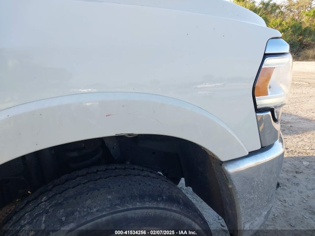 RAM 2500 2022 3C6UR5FL8NG131516 Image 17