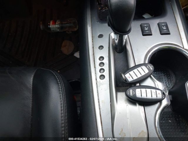 5N1DR2MN0KC590819 Nissan Pathfinder Sl