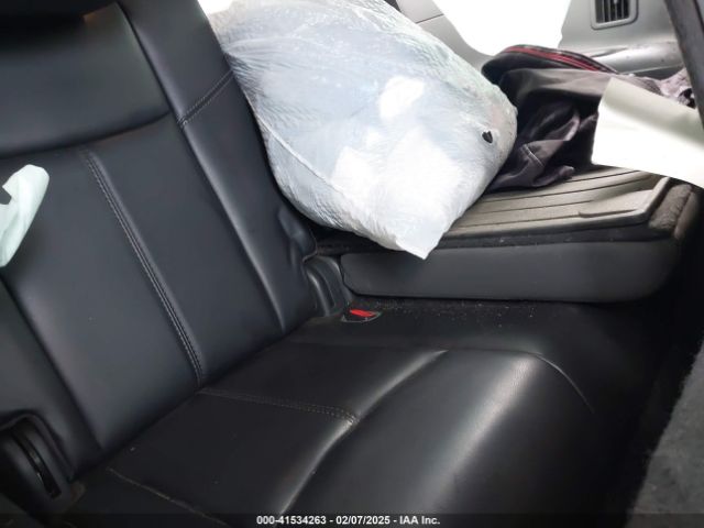 5N1DR2MN0KC590819 Nissan Pathfinder Sl