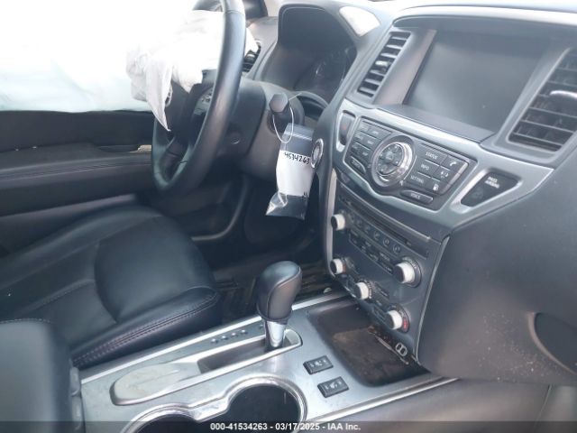 5N1DR2MN0KC590819 Nissan Pathfinder Sl