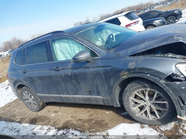 3VV2B7AX5JM211816 Volkswagen Tiguan 2.0t Se/2.0t Sel