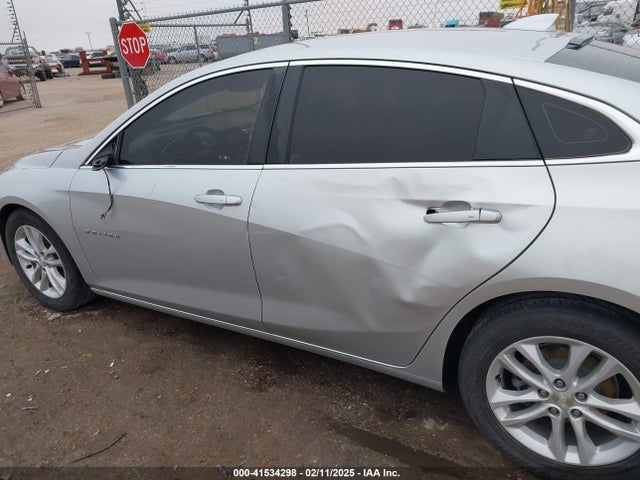 1G1ZD5ST9JF205470 Chevrolet MALIBU LT