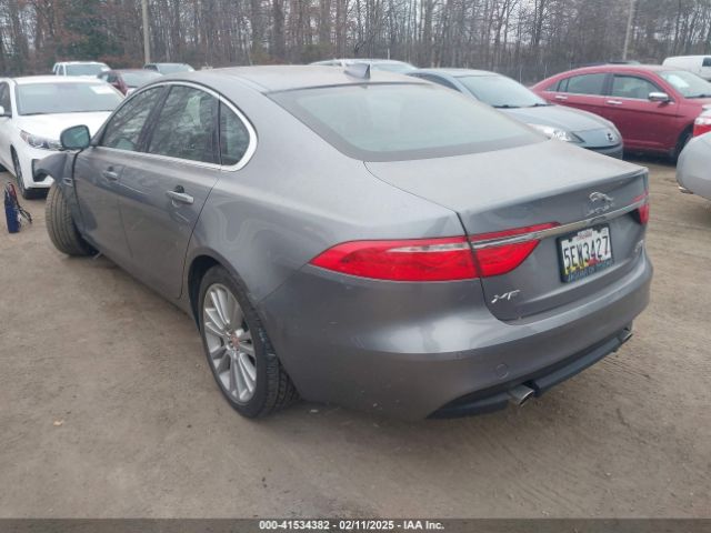 2020 JAGUAR XF SAJBK4FX3LCY83949 Photo 2