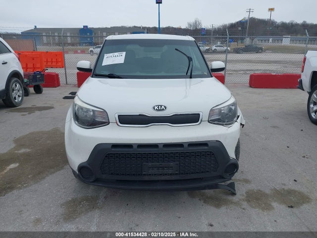 KNDJN2A27G7307037 KIA Soul