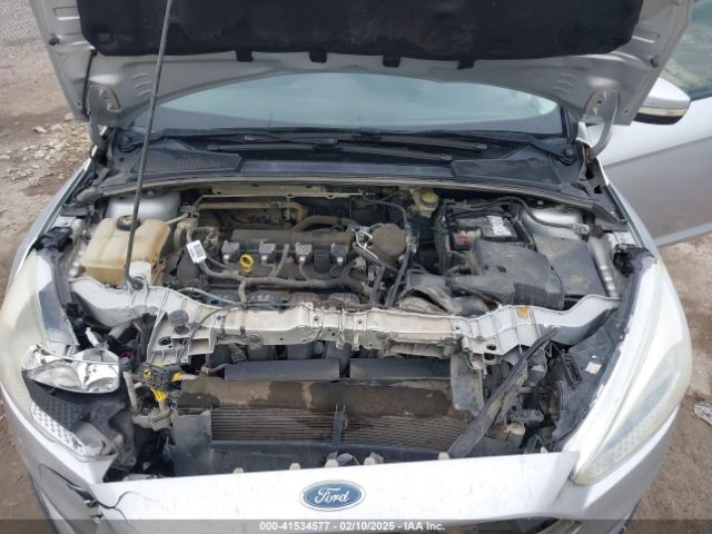 1FADP3F27FL343036 Ford FOCUS SE