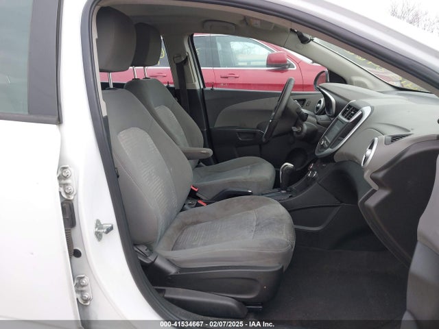 1G1JG6SH5H4173063 Chevrolet Sonic Lt Auto