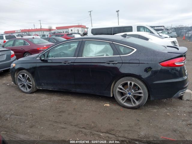 3FA6P0D92KR184140 Ford Fusion Titanium