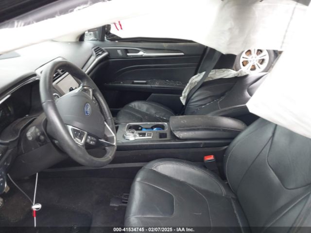 3FA6P0D92KR184140 Ford Fusion Titanium
