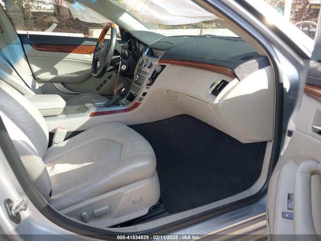 2011 CADILLAC CTS 1G6DE5EY6B0131731 Photo 4