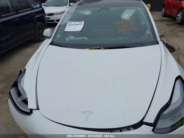 2023 TESLA MODEL 3 5YJ3E1EA5PF661363 Photo 9