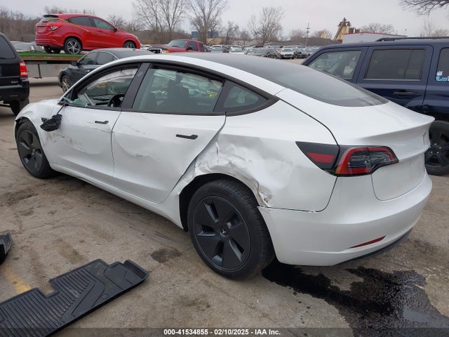 2023 TESLA MODEL 3 5YJ3E1EA5PF661363 Photo 2