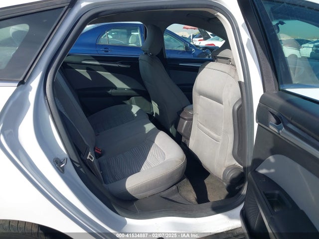 Ford FUSION S 2016 3FA6P0G71GR227450 Image 8