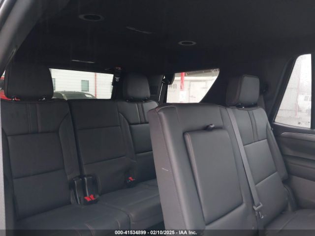 1GNSKRKD8NR346931 Chevrolet Tahoe 4wd Rst