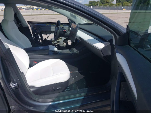 2022 TESLA MODEL 3 5YJ3E1EC9NF201184 Photo 4