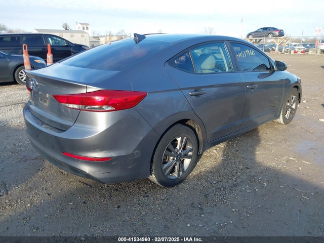 5NPD84LF6JH258190 Hyundai ELANTRA SEL