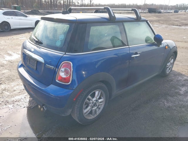 2012 MINI COOPER WMWSU3C55CT540501 Photo 3