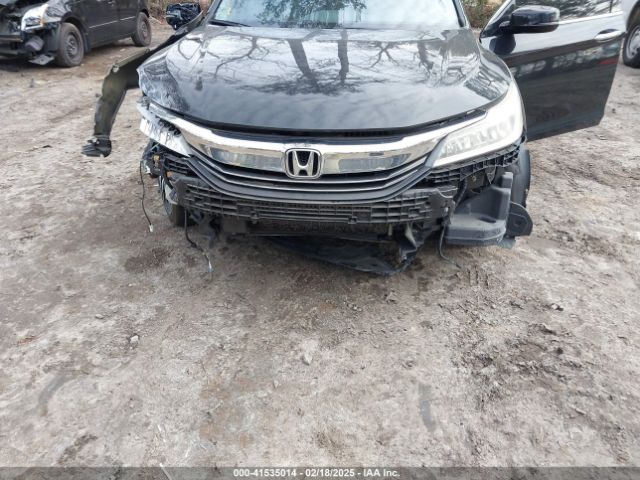 1HGCR3F99HA004629 Honda Accord Touring V6