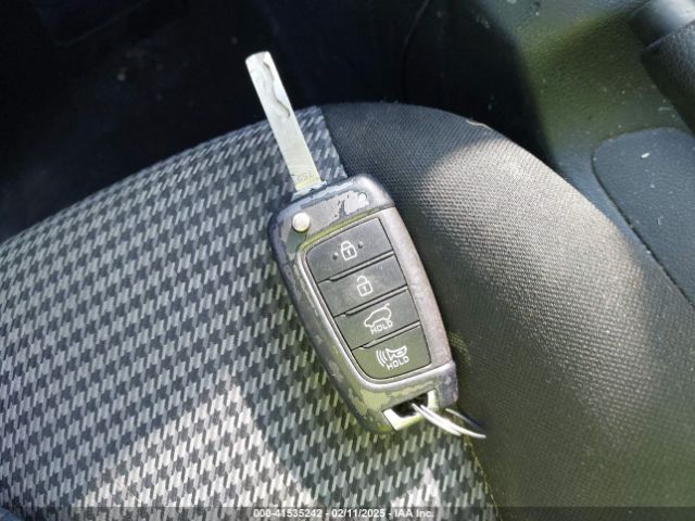 KM8K12AA4MU645060 Hyundai Kona Se