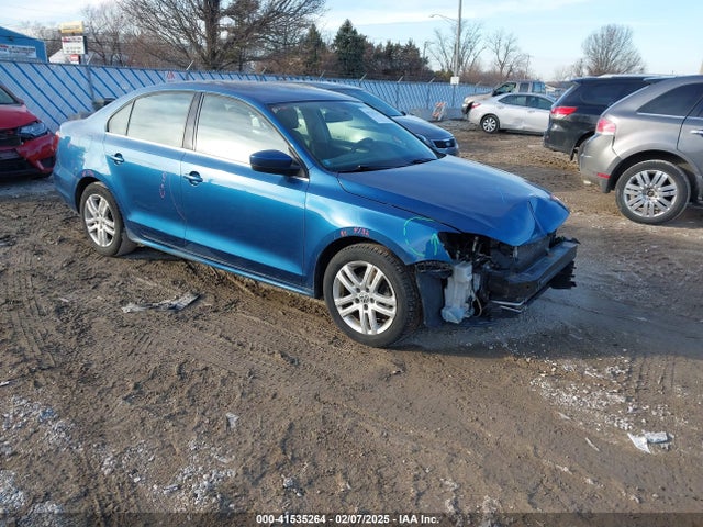 2017 3VW2B7AJ0HM327216 main image