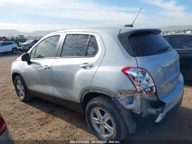 KL7CJKSMXNB555858 Chevrolet Trax Fwd Ls