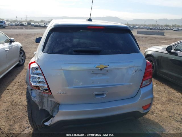 KL7CJKSMXNB555858 Chevrolet Trax Fwd Ls