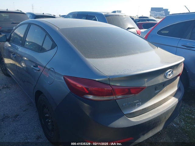 Hyundai ELANTRA SE 2018 KMHD74LF8JU449761 Image 15