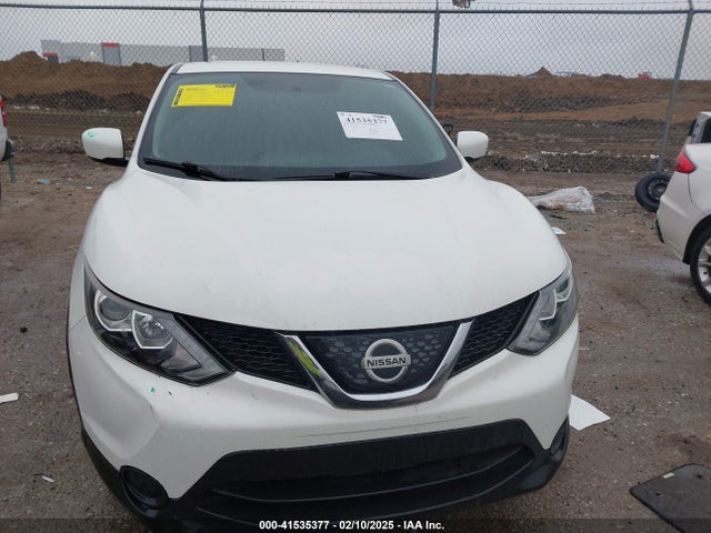 JN1BJ1CP3JW189846 Nissan Rogue Sport S