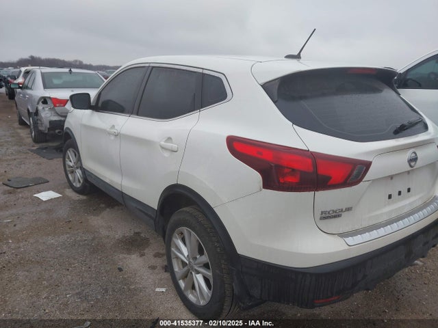 JN1BJ1CP3JW189846 Nissan Rogue Sport S