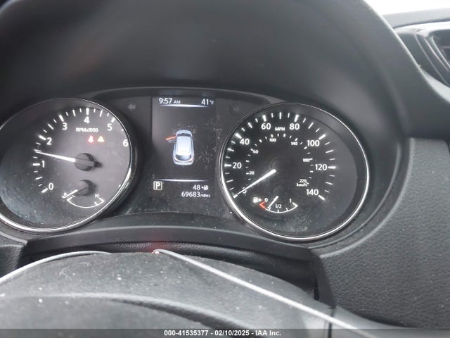 JN1BJ1CP3JW189846 Nissan Rogue Sport S