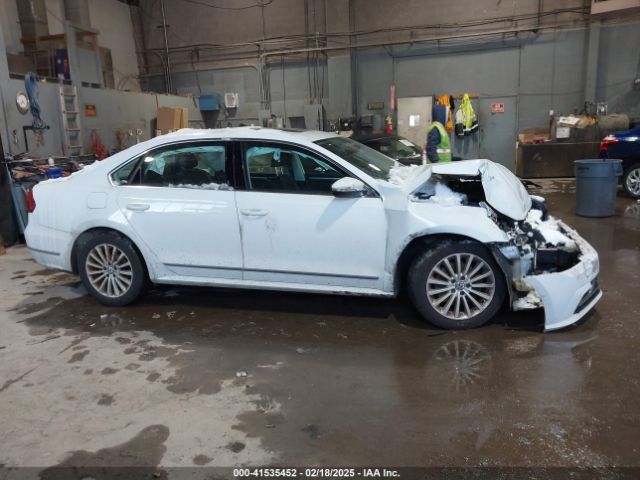 1VWBT7A30HC056657 Volkswagen Passat 1.8t Se