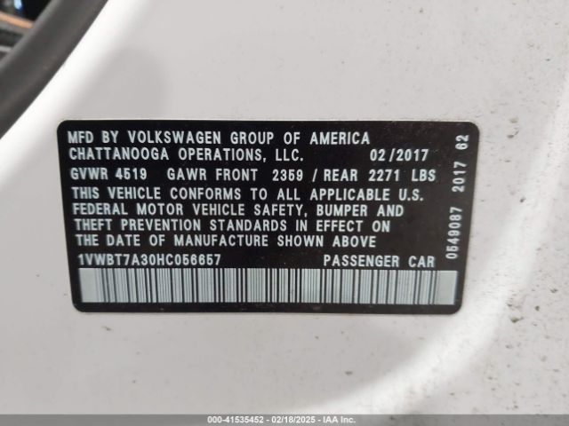 2017 VOLKSWAGEN PASSAT 1VWBT7A30HC056657 Photo 8
