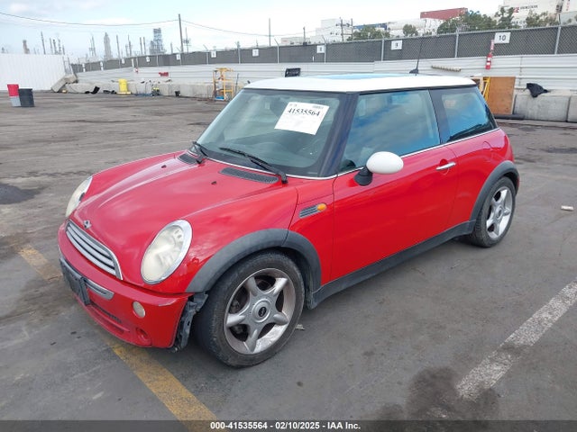 2005 MINI COOPER WMWRC33575TJ72049 Photo 1