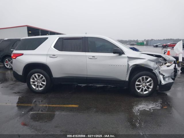 1GNERFKWXJJ221060 Chevrolet Traverse Ls