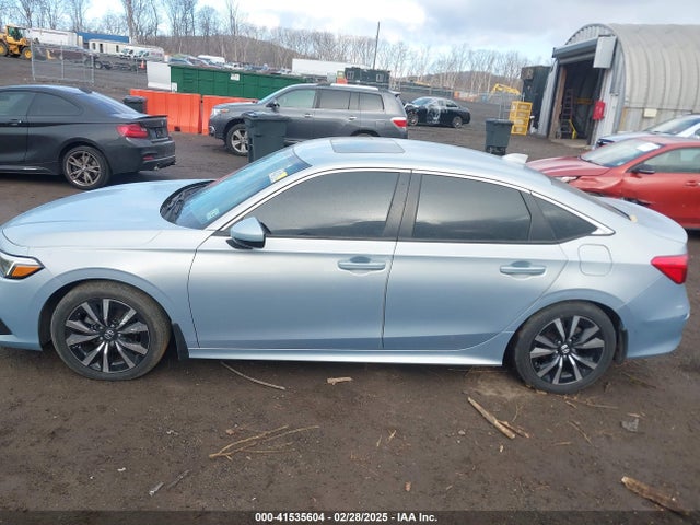 Honda CIVIC EX 2022 2HGFE1F77NH321804 Image 14