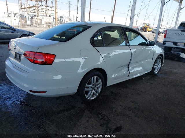 3VW2K7AJ3FM253125 Volkswagen Jetta 2.0l S