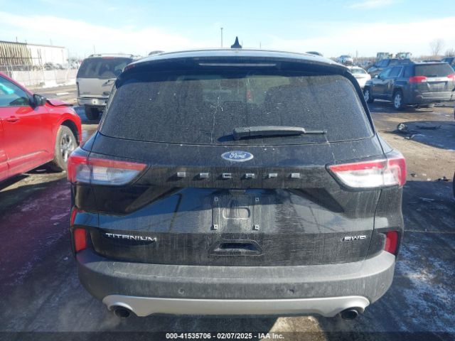 1FMCU9J90MUB23259 Ford Escape Titanium