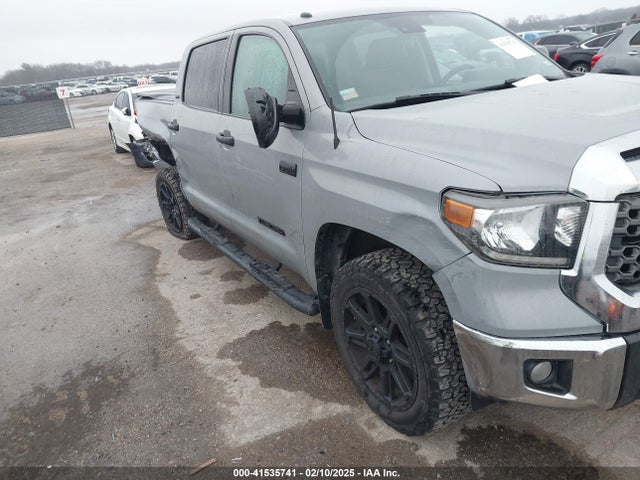 5TFEY5F13KX247647 Toyota Tundra Sr5 5.7l V8