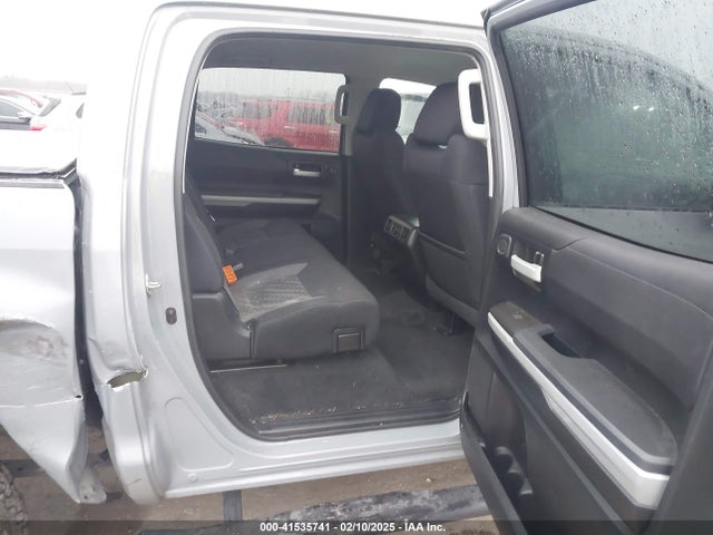 5TFEY5F13KX247647 Toyota Tundra Sr5 5.7l V8