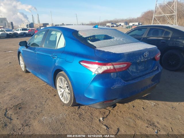 4T1B21HK3KU011080 Toyota Camry Hybrid Xle